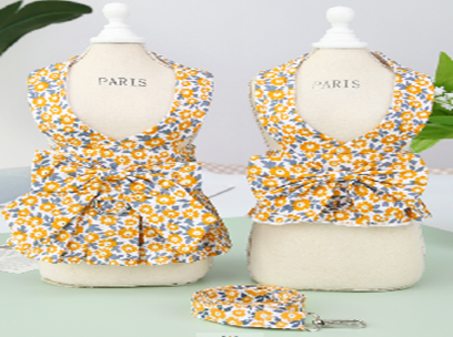 Pet Cloth With Harness &amp; Leash Yellow (L)